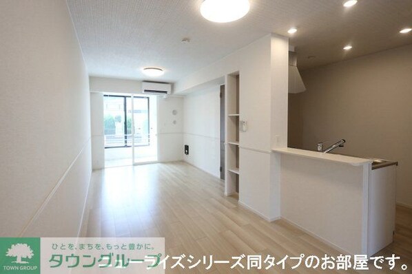 ココ ファミリア IIの物件内観写真